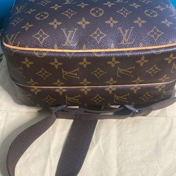 Authentic Vintage-LOUIS VUITTON
Monogram Reporter PM - Picture 10 of 14
